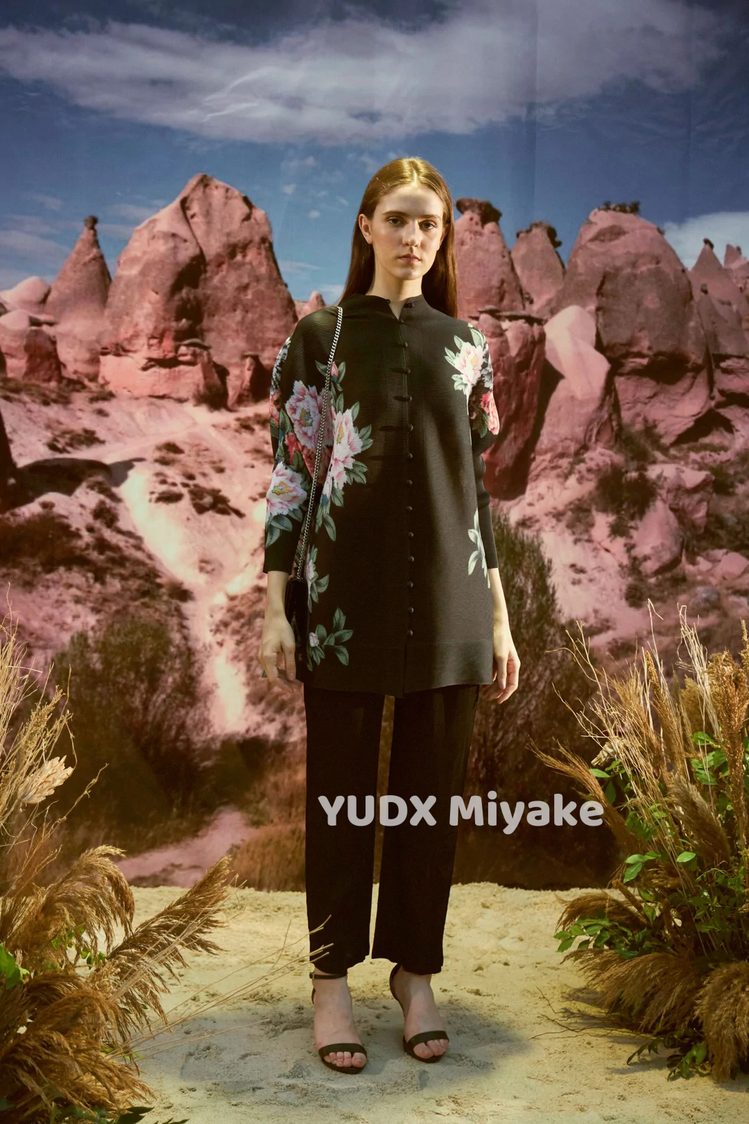 YUDX Miyake Pleated Floral Pri - Summer Days Clothing recension och pris